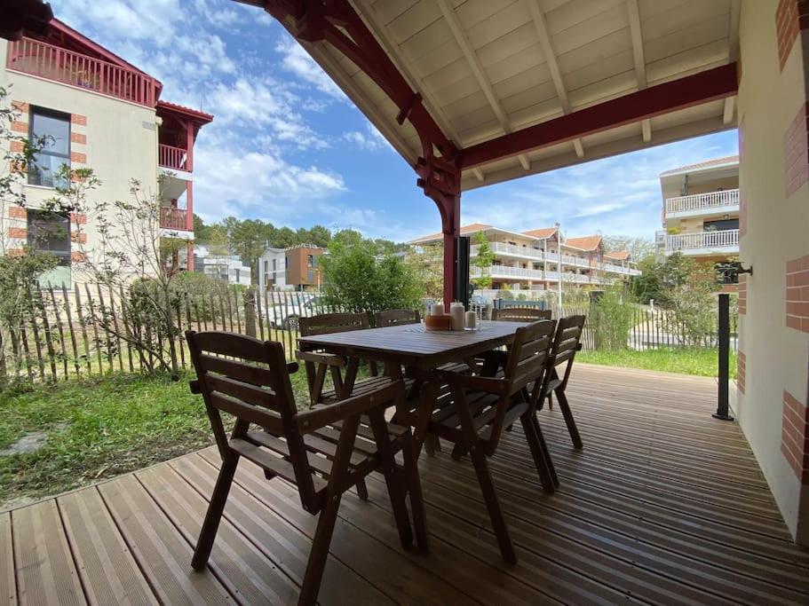 Maison Typee Arcachonnaise Avec Piscine Commune La Teste-de-Buch Esterno foto