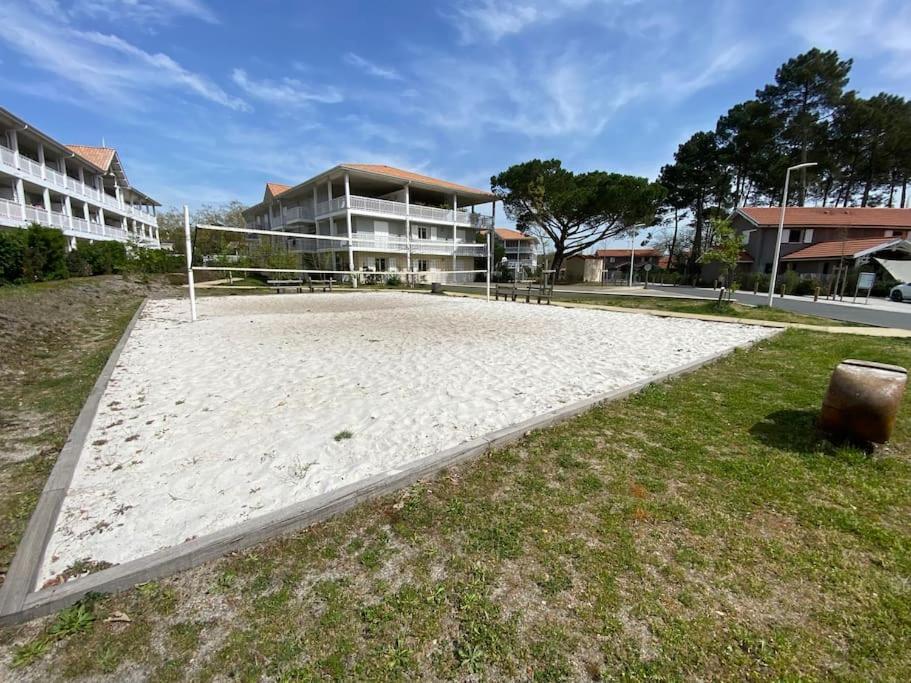 Maison Typee Arcachonnaise Avec Piscine Commune La Teste-de-Buch Esterno foto